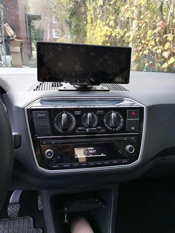 Gebraucht VW up! CLUB 68 PS (50 kW) 2016 Weiß Kleinwagen