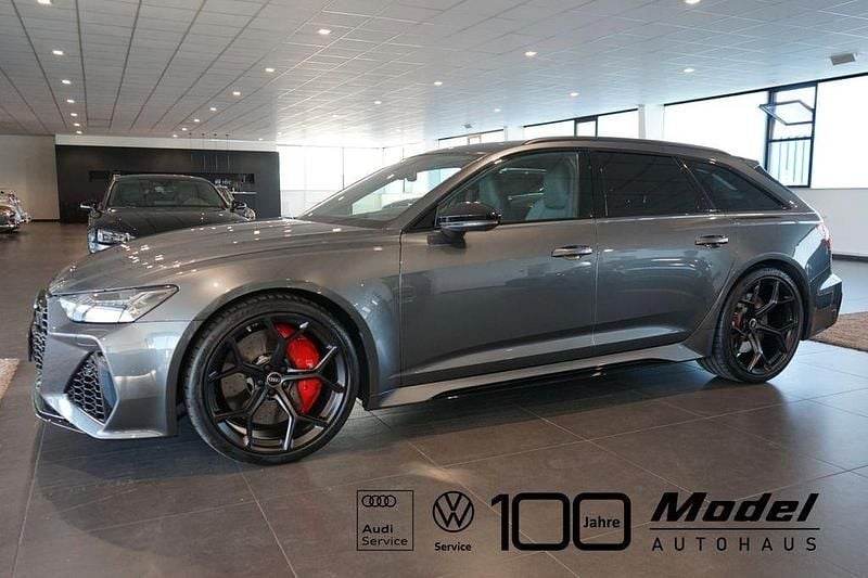 Grau Gebraucht 2025 Audi RS6 Performance Limousine | 139.900 € (Guter Preis) - Bild 1/4