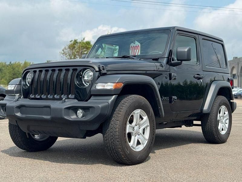 Schwarz Gebraucht 2022 Jeep Wrangler Sport SUV | 44.980 € (Guter Preis) - Bild 1/4