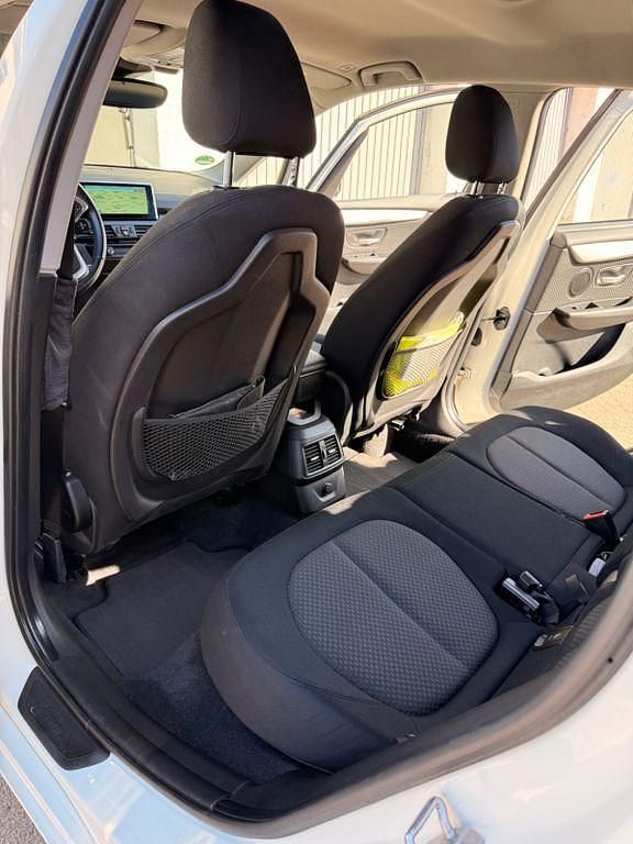 Gebraucht BMW 218 Active Tourer Performance 150 PS (110 kW) 2016 Weiß Van / Kleinbus