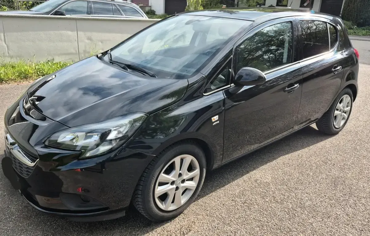 Gebraucht Opel Corsa 90 PS (66 kW) 2016 Schwarz Kleinwagen