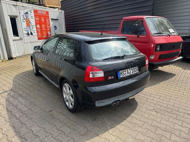Second-hand Audi S3 224 CP (164 kW) 2002 Negru Hatchback