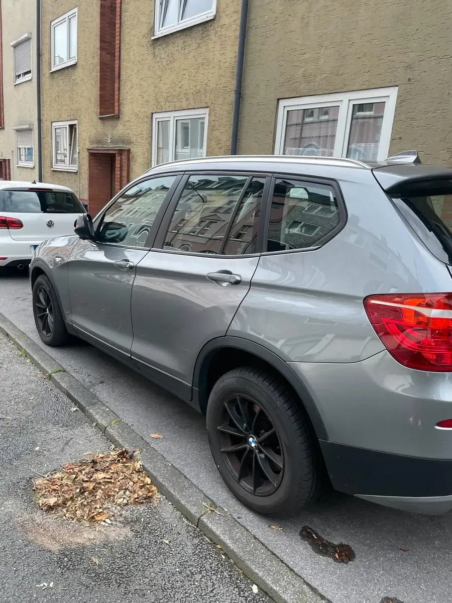 Gebraucht BMW X3 163 PS (119 kW) 2012 Silber SUV
