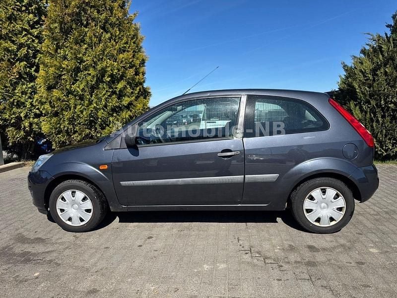Gebraucht Ford Fiesta Fun X 69 PS (50 kW) 2007 Grau Kleinwagen