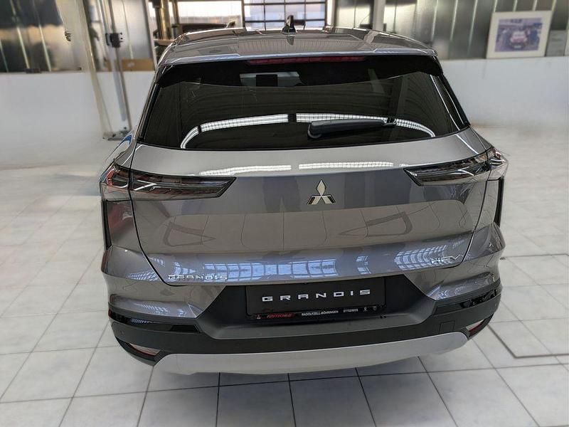 Neu Mitsubishi Grandis Edition 158 PS (116 kW) 2026 Grau SUV