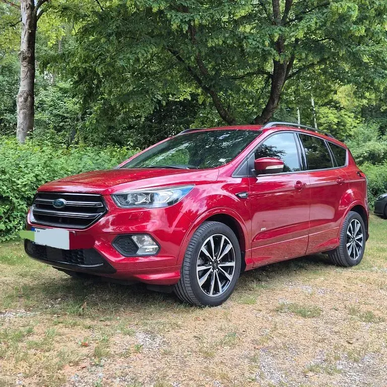 Gebraucht Ford Kuga ST-Line 179 PS (131 kW) 2018 Rot SUV