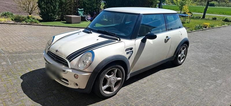 Second-hand Mini ONE 90 CP (66 kW) 2006 Alb Hatchback