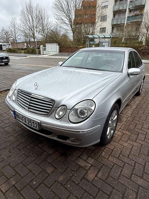Gebraucht Mercedes E320 Elegance 224 PS (164 kW) 2002 Schwarz Limousine