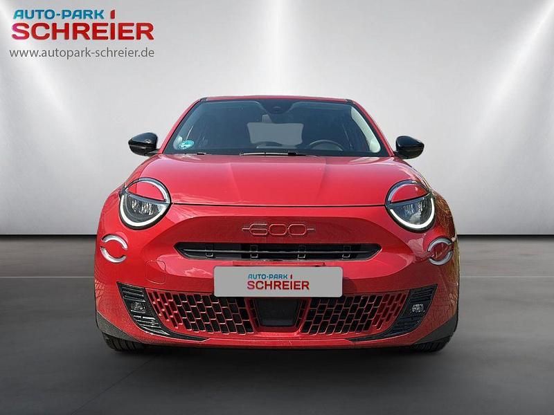 Gebraucht Fiat 600E Red 114 kW (156 PS) 2024 Rot Limousine