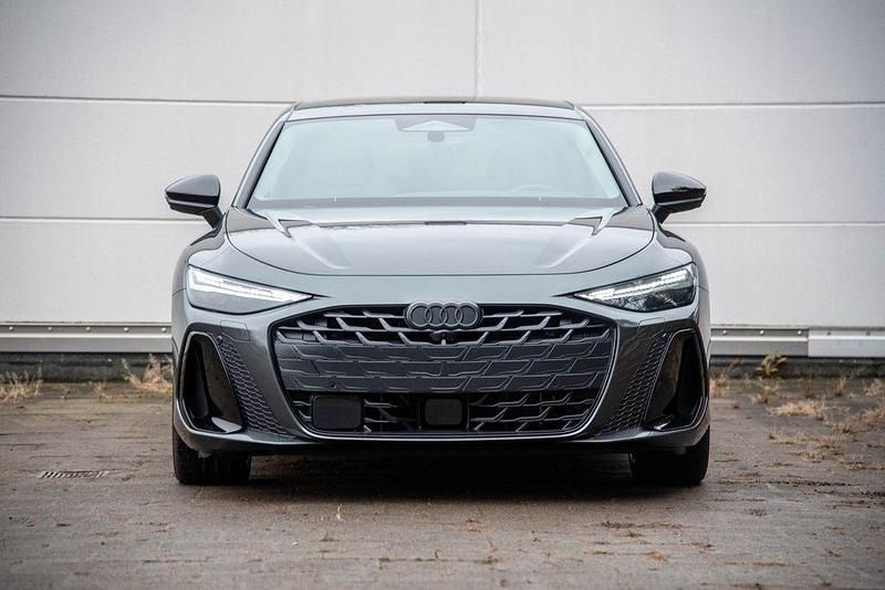 Neu Audi A6 Sport 204 PS (150 kW) 2025 Grau Limousine