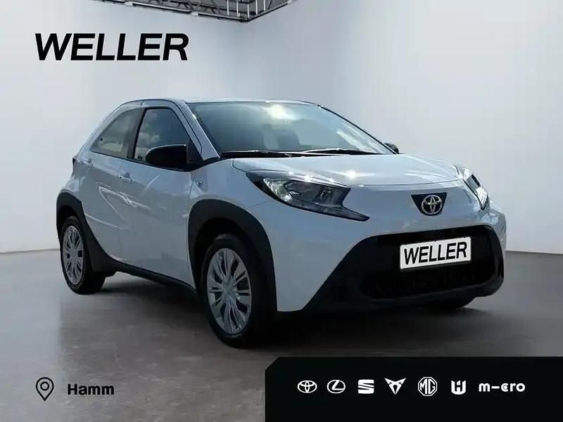 Neu Toyota Aygo 72 PS (52 kW) 2025 Schneeweiß Kleinwagen