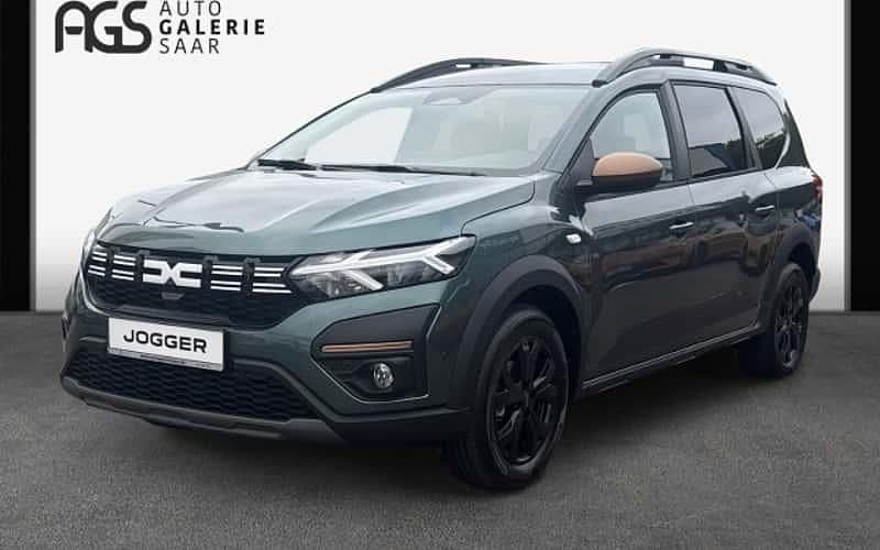Oxidgrün (gruen) Neu 2025 Dacia Jogger Extreme Van / Kleinbus | 24.470 € (Fairer Preis) - Bild 1/4