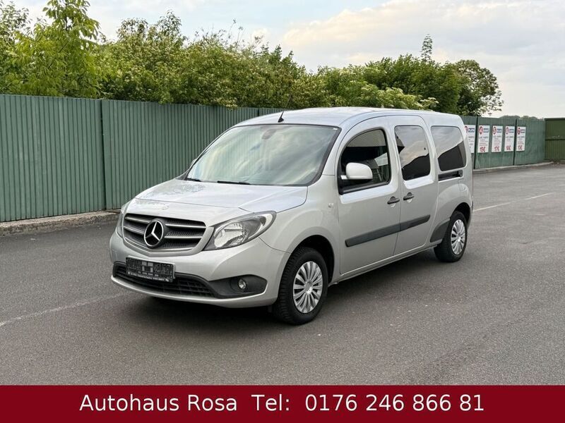 Silber Gebraucht 2016 Mercedes Citan 111 Kombi | 7.950 € (Fairer Preis) - Bild 1/4
