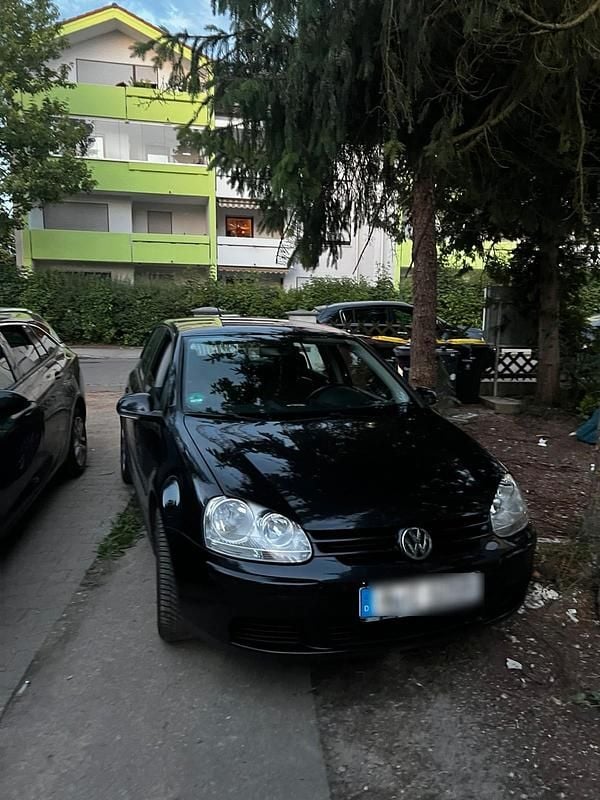 Schwarz Gebraucht 2006 VW Golf V Kleinwagen | 2.000 € (Fairer Preis) - Bild 1/2