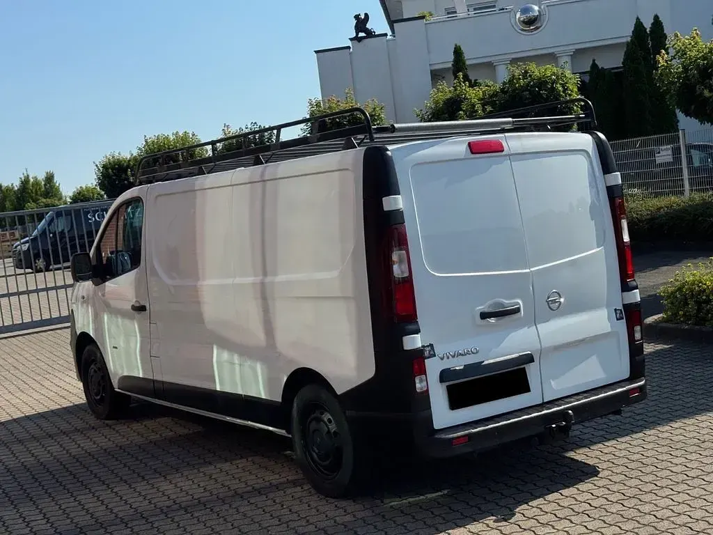 Gebraucht Opel Vivaro 116 PS (85 kW) 2016 Weiß Van / Kleinbus