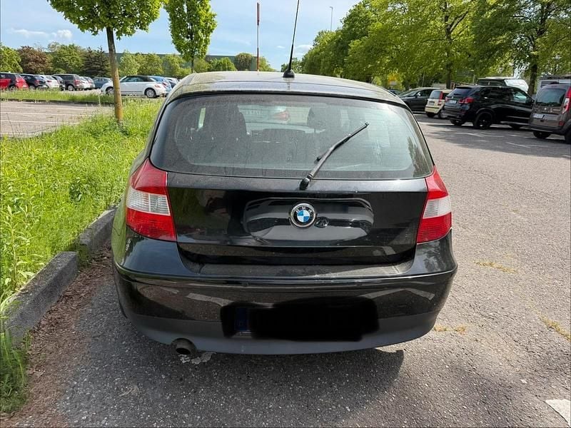 Używany BMW 118 129 KM (94 kW) 2005 Czarny Hatchback