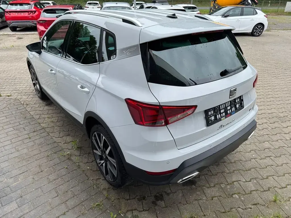 Gebraucht Seat Arona FR 116 PS (85 kW) 2024 Weiß SUV