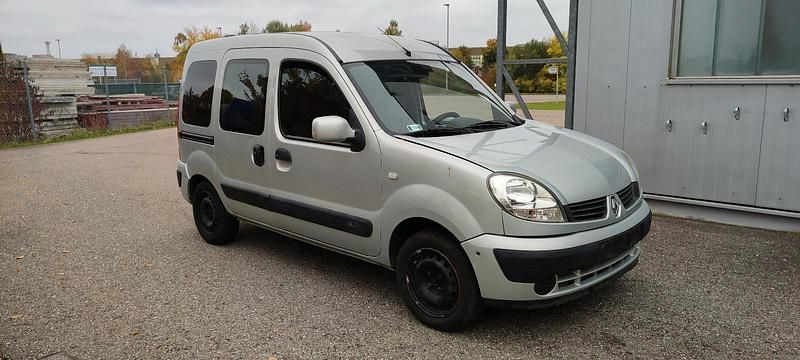 Silber Gebraucht 2006 Renault Kangoo Van / Kleinbus | 1.940 € (Superpreis) - Bild 1/4