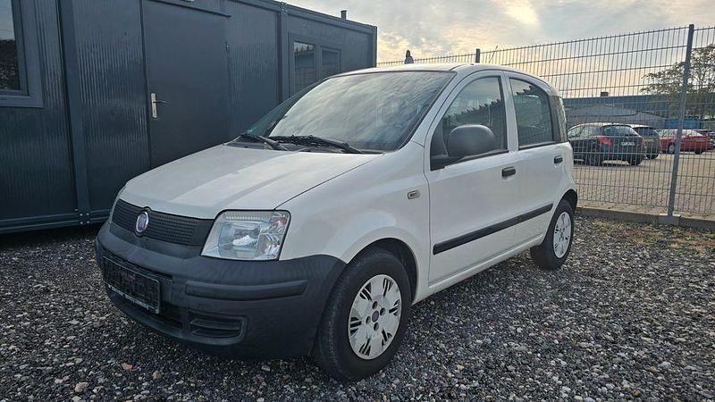 Bianco bianco/ bossa nova/calc Gebraucht 2010 Fiat Panda Active Kleinwagen | 2.990 € (Etwas zu teuer) - Bild 1/4