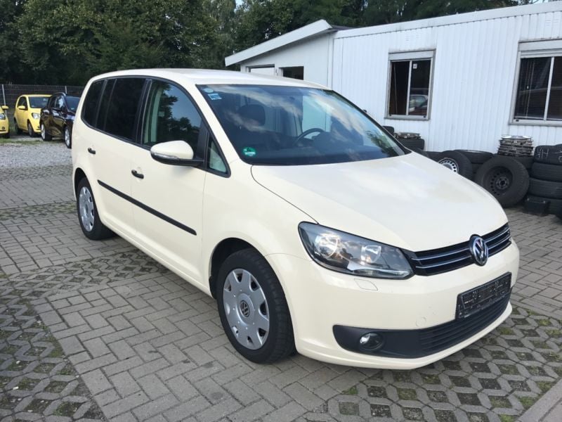 Verkauft Vw Touran 2 0 Tdi Automatik K Gebraucht 2017 212 637 Km Gebraucht Vw Touran 2 0 Tdi Automatik Klima 7sitzer