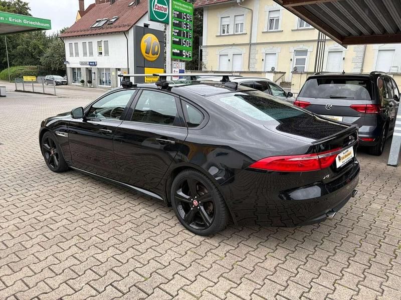 Gebraucht Jaguar XF R-Sport 300 PS (220 kW) 2017 Schwarz Limousine