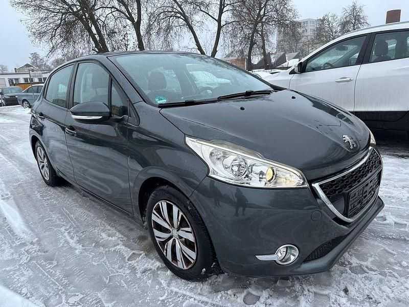 Gebraucht Peugeot 208 Active 82 PS (60 kW) 2013 Grau Kleinwagen