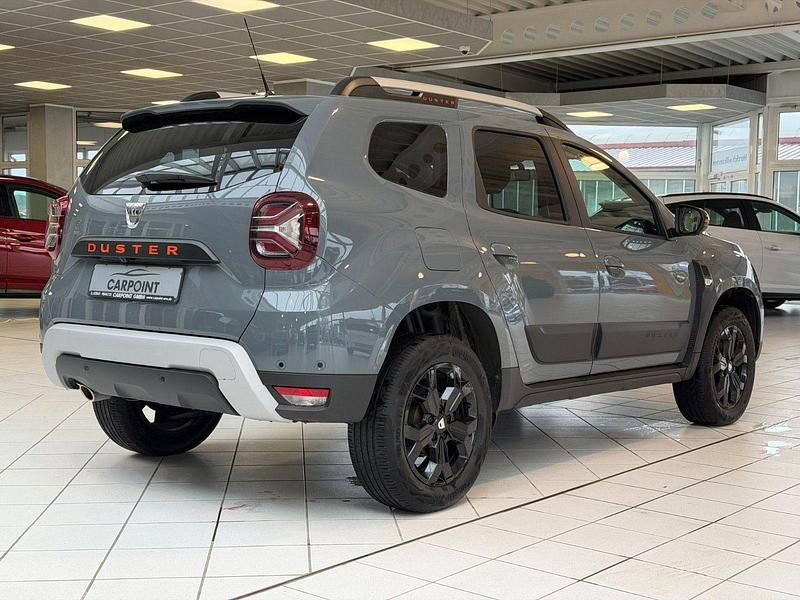 Gebraucht Dacia Duster Extreme 131 PS (96 kW) 2022 Grau SUV