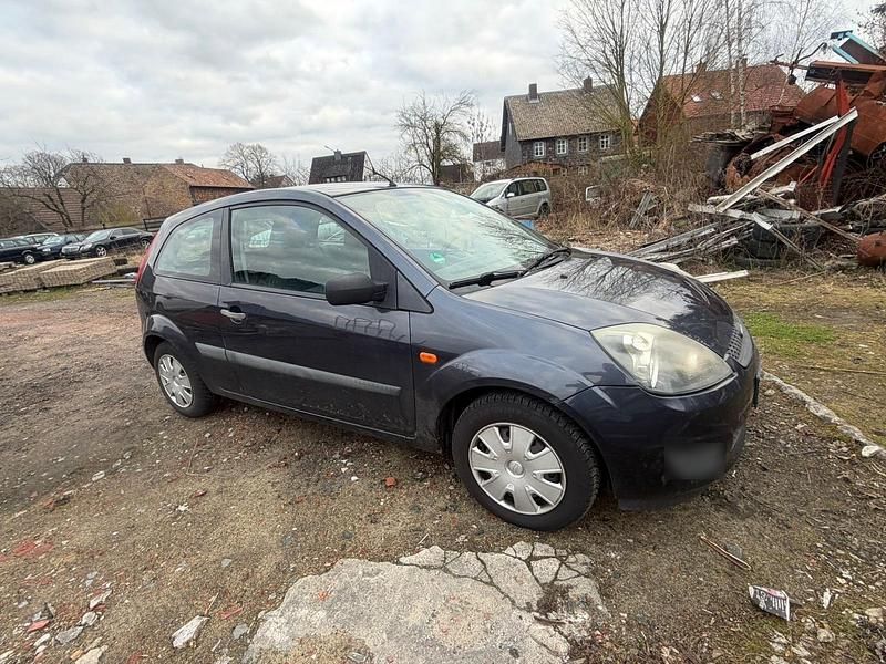Gebraucht Ford Fiesta 69 PS (50 kW) 2007 Blau Kleinwagen