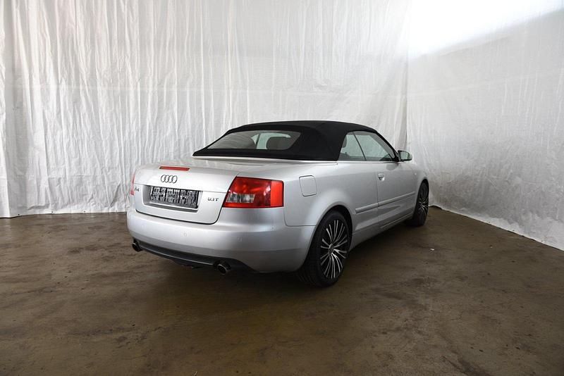 Gebraucht Audi A4 Cabriolet 163 PS (119 kW) 2005 Grau Cabrio