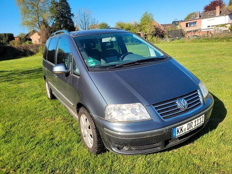 Gebraucht VW Sharan Freestyle 140 PS (102 kW) 2007 Silber Van / Kleinbus