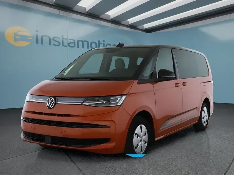 Usata VW Multivan 150 CV (110 kW) 2025 Arancione Monovolume