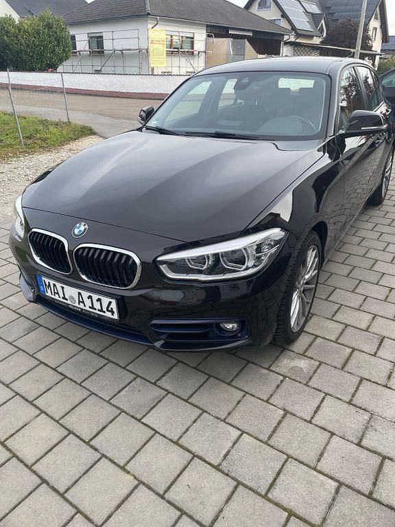 Braun Gebraucht 2016 BMW 120 M Sport Kleinwagen | 18.000 € (Superpreis) - Bild 1/4