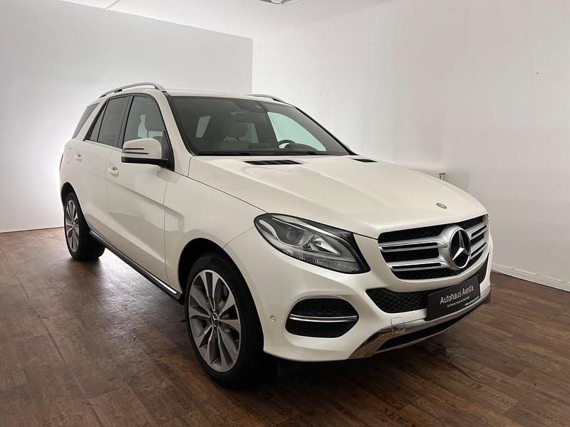 Gebraucht Mercedes GLE400 333 PS (244 kW) 2015 Weiß SUV