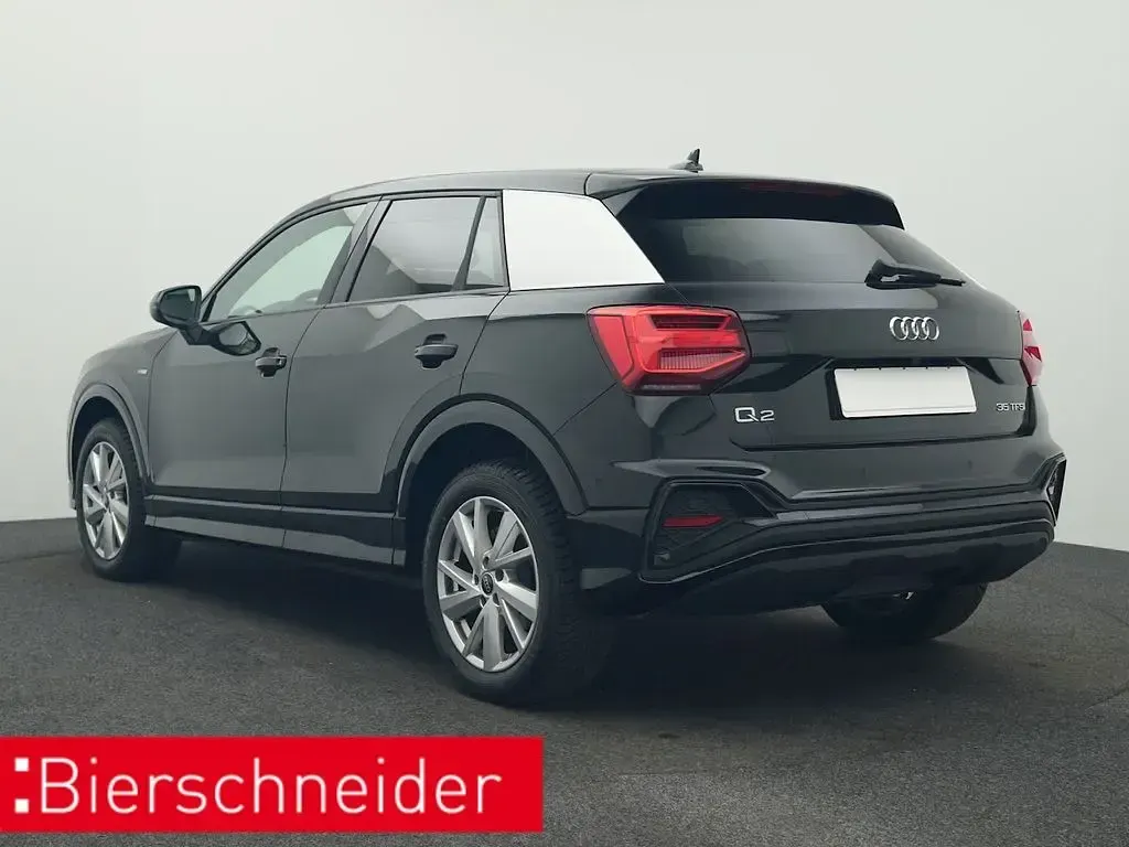 Gebraucht Audi Q2 S-Line 150 PS (110 kW) 2025 Schwarz SUV