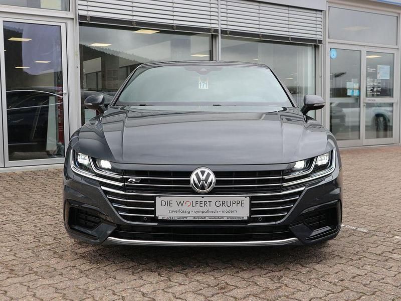 Gebraucht VW Arteon R-line 150 PS (110 kW) 2019 Uranograu Kleinwagen