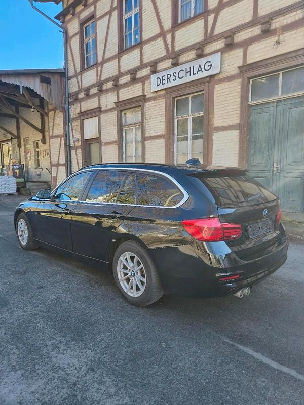 Gebraucht BMW 320 Advantage 190 PS (139 kW) 2019 Schwarz Kombi