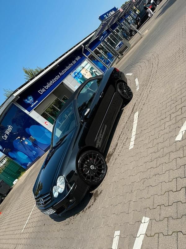 Schwarz Gebraucht 2008 Mercedes CLK200 Cabrio | 6.000 € (Fairer Preis) - Bild 1/4