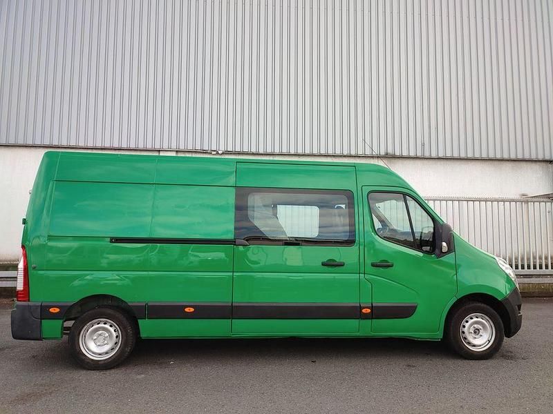Grün Gebraucht 2013 Renault Master Van | 11.800 € - Bild 1/4
