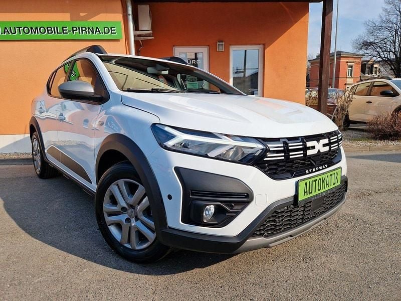 Gebraucht Dacia Sandero Expression 91 PS (66 kW) 2023 Weiß Kleinwagen