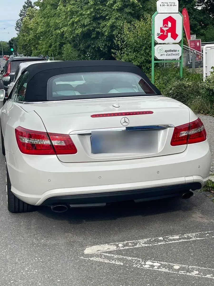 Gebraucht Mercedes E350 265 PS (194 kW) 2012 Weiß Cabrio