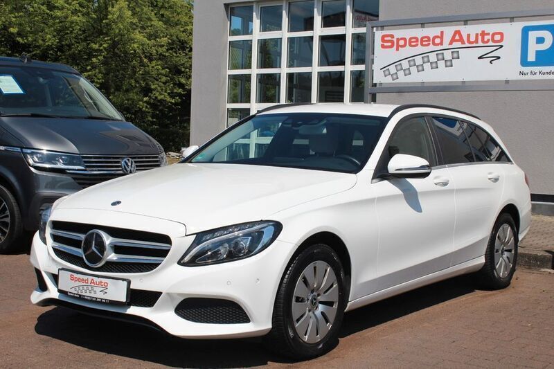 Weiß Gebraucht 2017 Mercedes C220 Kombi | 14.290 € (Guter Preis) - Bild 1/4