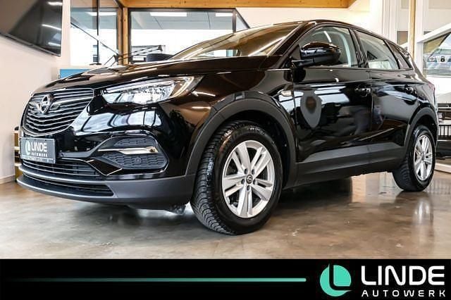 Diamant schwarz/karbon schwarz Gebraucht 2021 Opel Grandland X Edition SUV | 15.900 € (Superpreis) - Bild 1/4