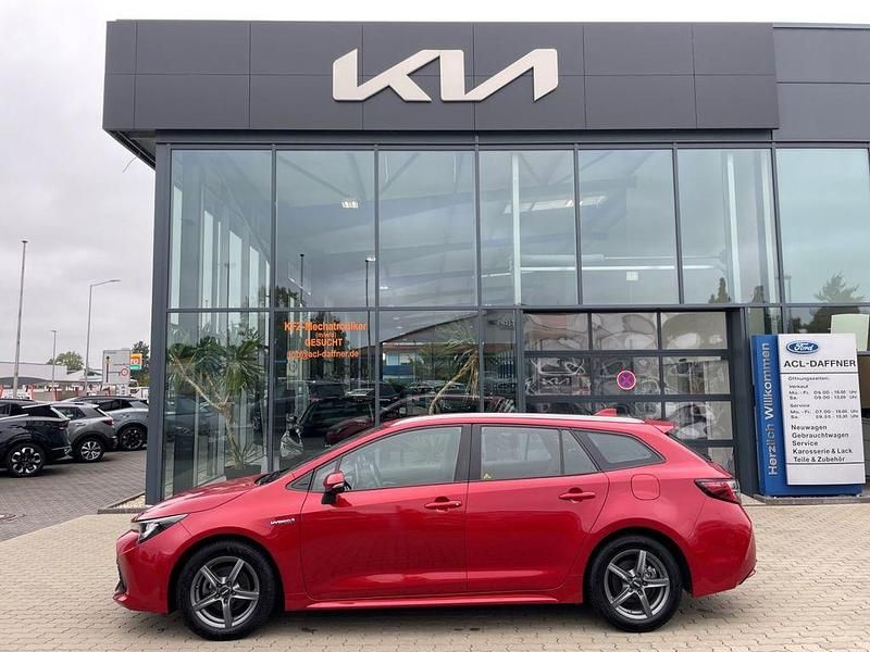 Rot Gebraucht 2019 Toyota Corolla Hybrid Kombi | 18.490 € (Fairer Preis) - Bild 1/4