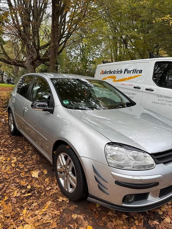 Grau Gebraucht 2006 VW Golf V Kleinwagen | 2.900 € (Etwas zu teuer) - Bild 1/4
