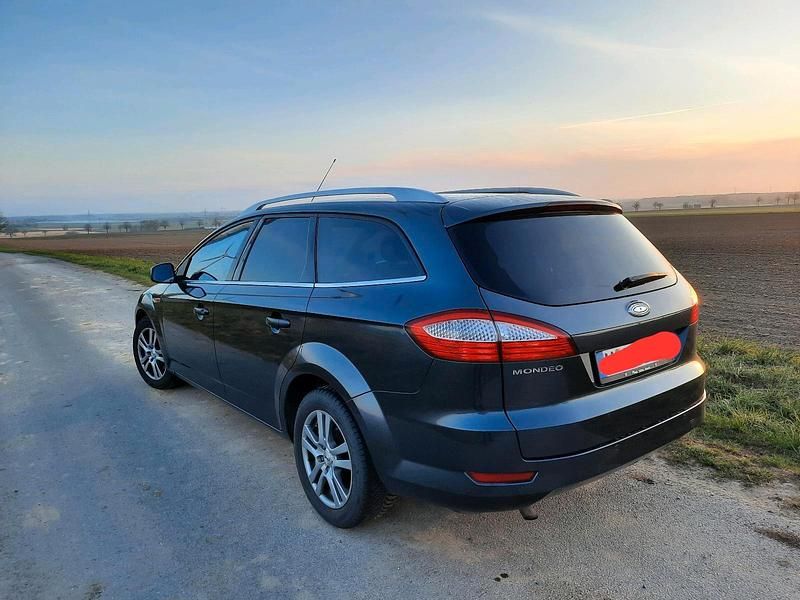 Gebraucht Ford Mondeo Titanium 145 PS (106 kW) 2008 Grau Kombi
