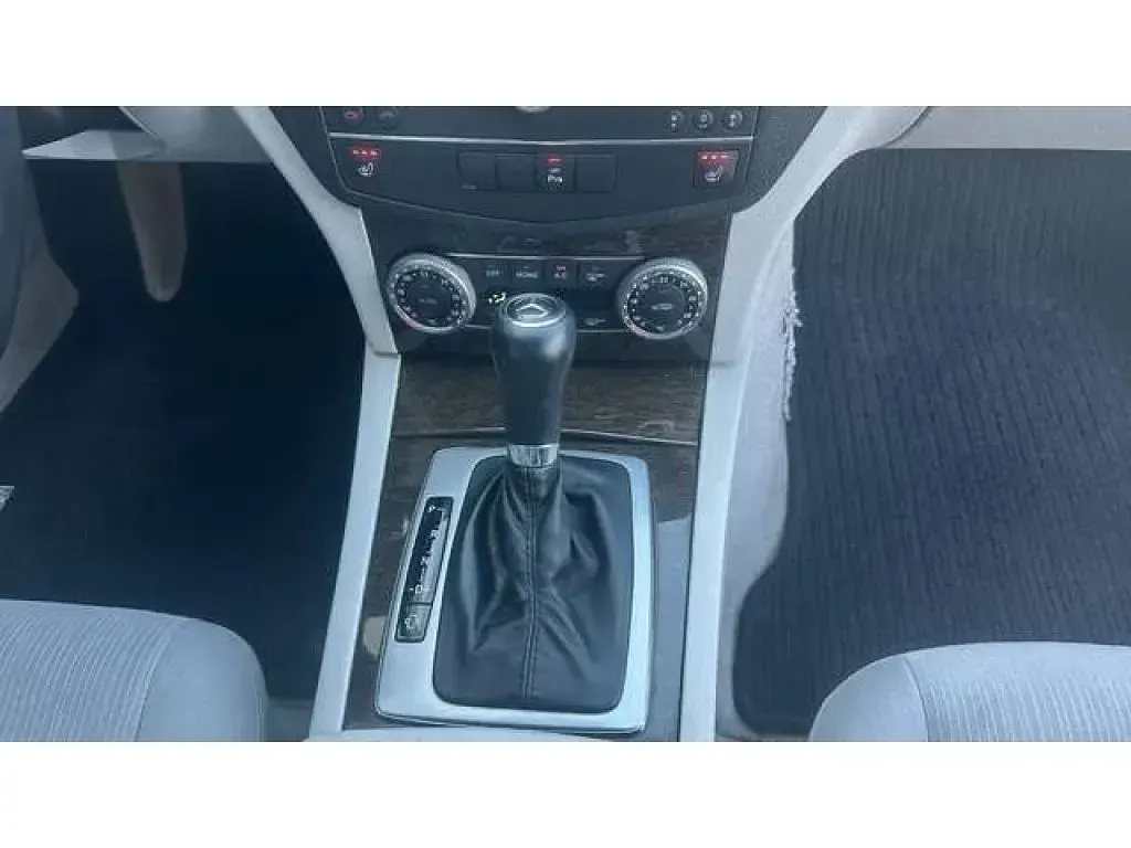 Gebraucht Mercedes 230 204 PS (150 kW) 2009 Iridiumsilber (metallic) Kombi