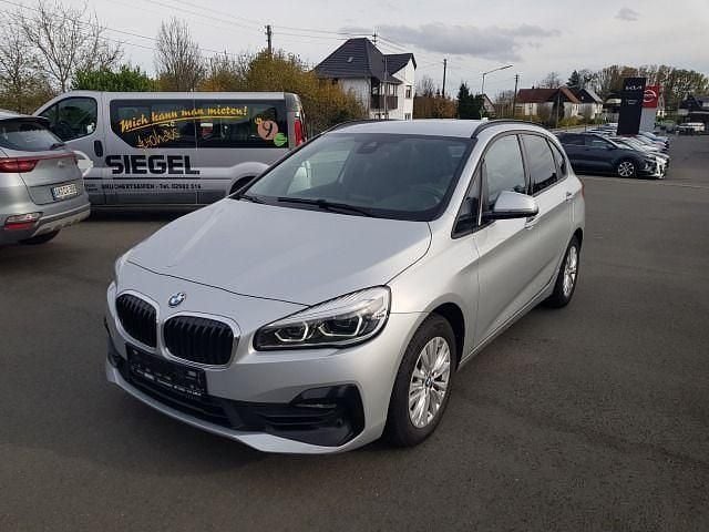 Gebraucht BMW 218 Active Tourer 140 PS (102 kW) 2020 Silber Van / Kleinbus
