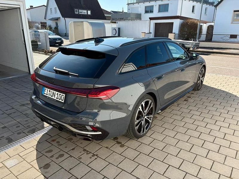 Gebraucht Audi A5 Edition .1 150 PS (110 kW) 2025 Grau Kombi