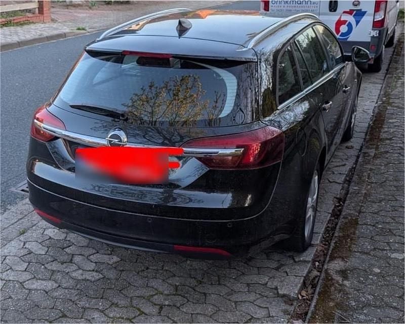 Gebraucht Opel Insignia 136 PS (100 kW) 2016 Schwarz Kombi
