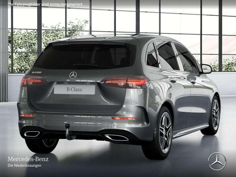 Gebraucht Mercedes B200 AMG 163 PS (119 kW) 2025 Mountain grau Van / Kleinbus